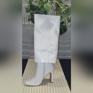 Lulu's Chic White Heeled Boots NEW